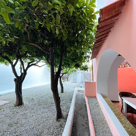 Villa Pomelia, Villa Nel Corso Di Santa Marina Salina A 50 Mt Dal Mare Exterior foto